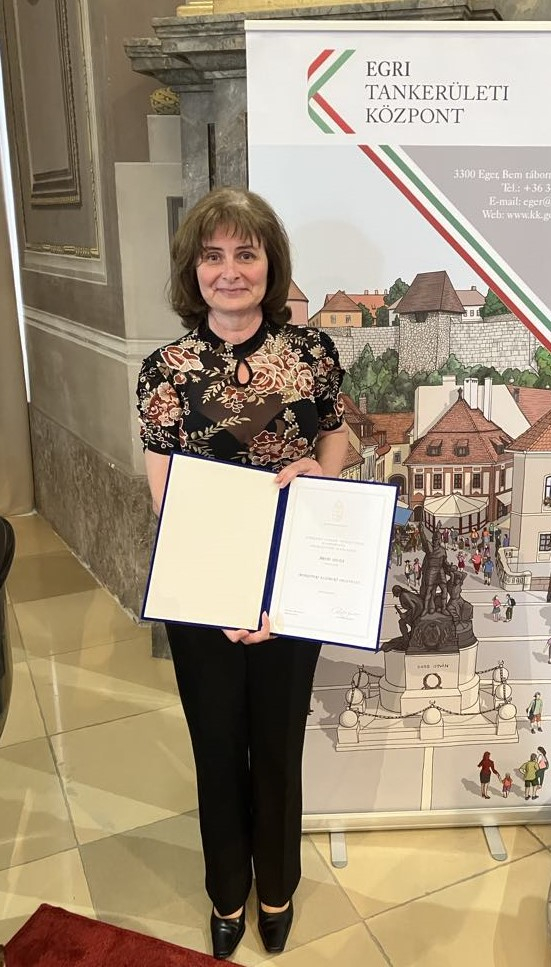 Árvai Hilda Miniszter Elismerő Oklevele elismerésben részesült