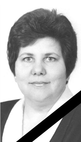 Elhunyt Burom Mária tanárnő