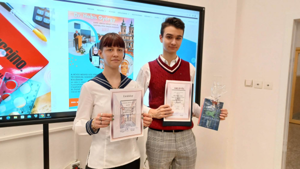 Dr. Habis György Eger Városi Német Nyelvi Szépkiejtési Emlékversenyen vett részt 2 tanulónk