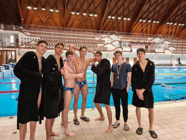 Sikerek úszásban a megyei diákolimpián Egerben